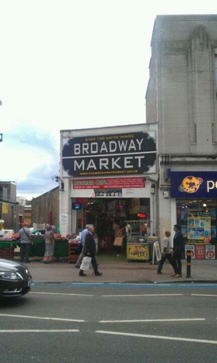 Finding My Palace Guest House In Tooting Mitcham Bagian luar foto